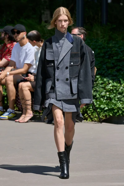 Look 5